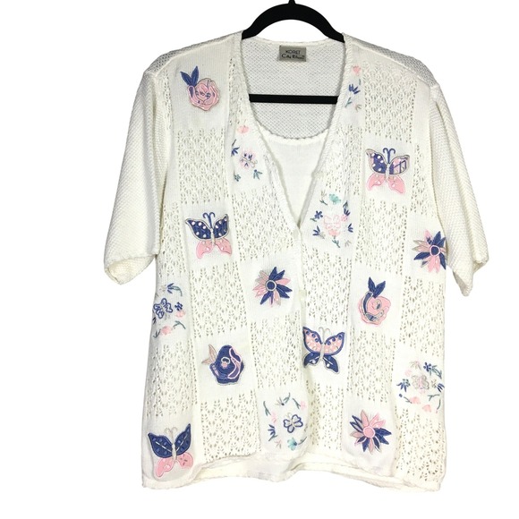 Koret Sweaters - KORET City Blues‎ White Cardigan Sweater Applique Butterfly Flowers Short Sleeve